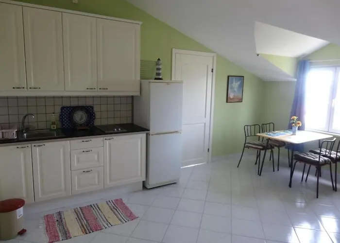 아파트 Minea B Mit Herrlichem Meerblick By Interhome