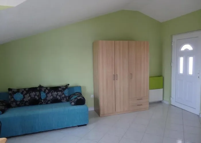 Minea B Mit Herrlichem Meerblick By Interhome Apartment