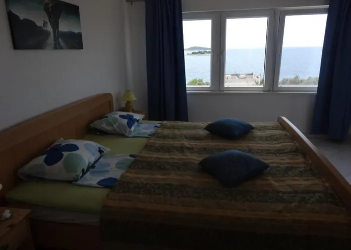 Minea B Mit Herrlichem Meerblick By Interhome 아파트